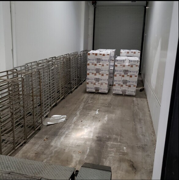 More Photos Of 13294 Ralston Ave, Sylmar Warehouse For Sale