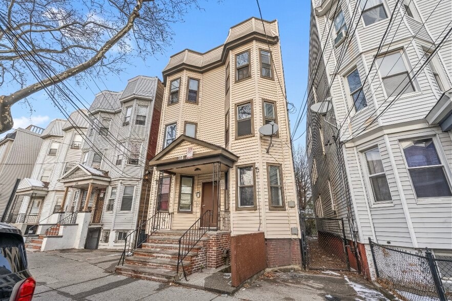 More Photos Of 114 Neptune Ave, Jersey City Apartments For Sale