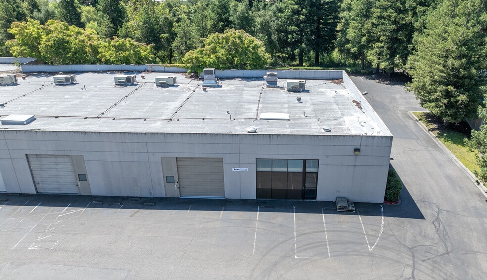 More Photos Of 6145-6167 State Farm Dr, Rohnert Park Research And Development For Lease