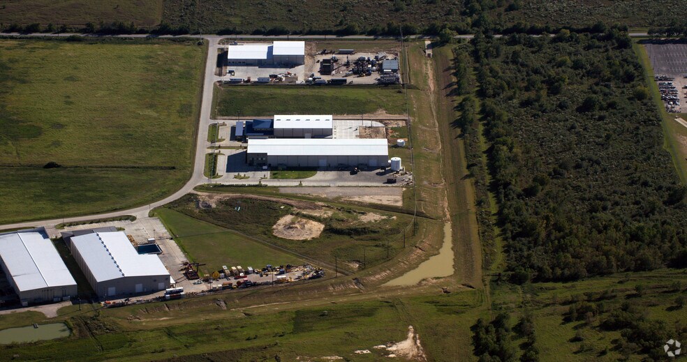 More Photos Of 25430 Clay Rd, Katy Warehouse For Lease