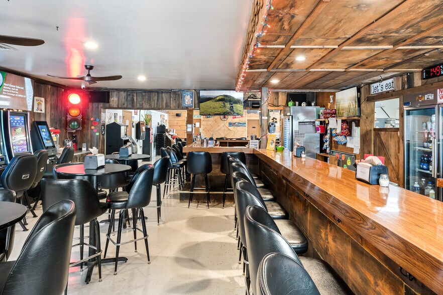 More Photos Of N1130 5th Rd, Coloma Trailer Camper Park For Sale