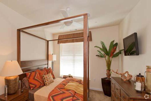 More Photos Of 332 Laskin Rd, Virginia Beach Apartments For Lease