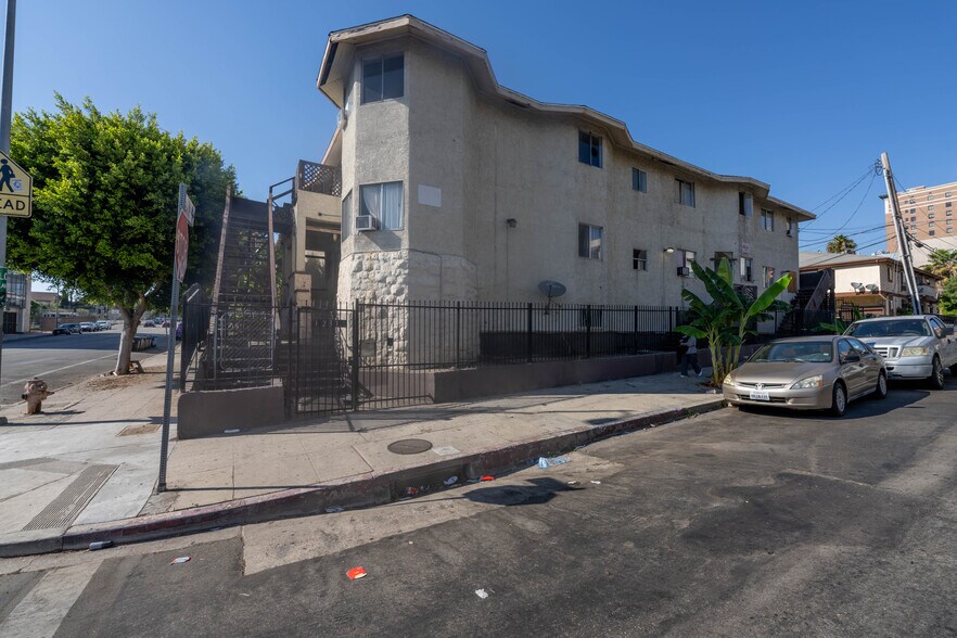 More Photos Of 1231 W 8th St, Los Angeles Apartments For Sale