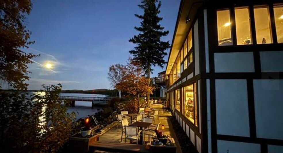 More Photos Of 77 Brockway Ave, Copper Harbor Restaurant For Sale