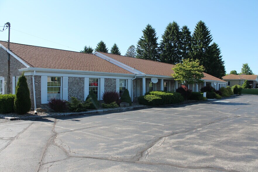 More Photos Of 701 N Hermitage Rd, Hermitage Medical For Lease