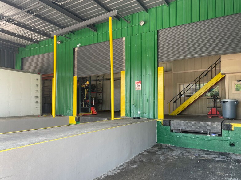 More Photos Of 1702-1704 Orleans St, Dallas Flex For Lease