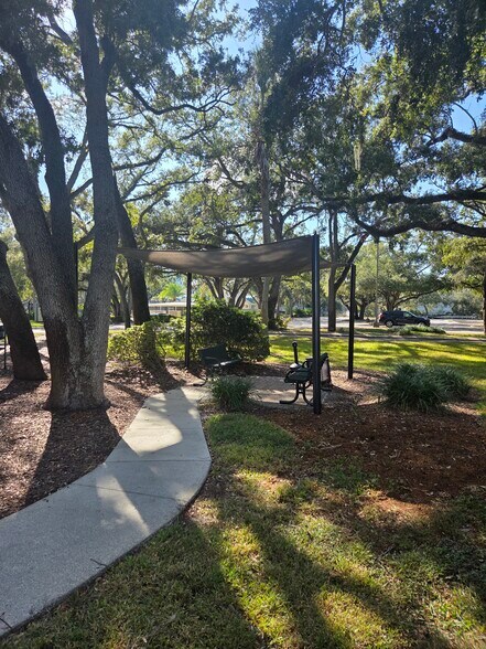More Photos Of 5110 Eisenhower Blvd, Tampa Office For Lease