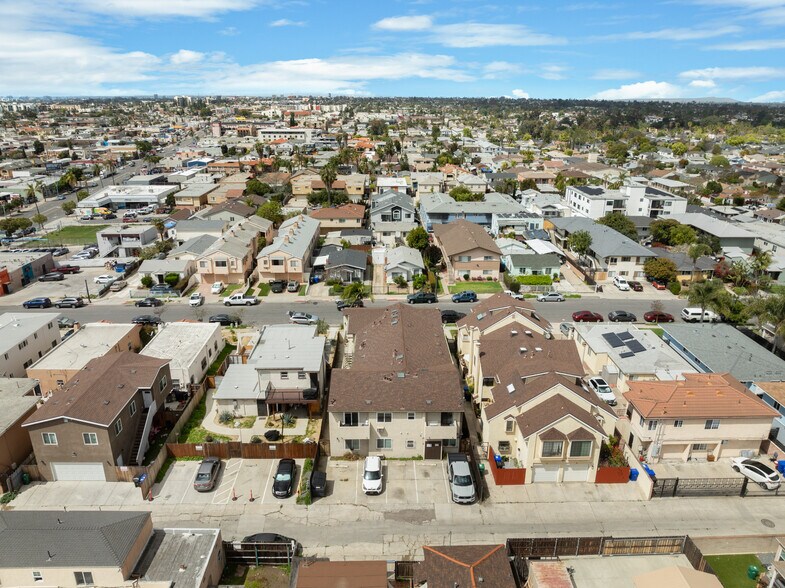 More Photos Of 4433-4437 Winona Ave, San Diego Apartments For Sale