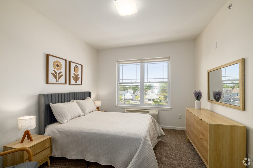More Photos Of 510 Hamilton St, Somerset Apartments For Sale