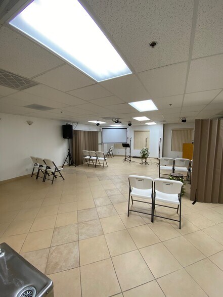 More Photos Of 337 E Harvard Blvd, Santa Paula Religious Facility For Sale