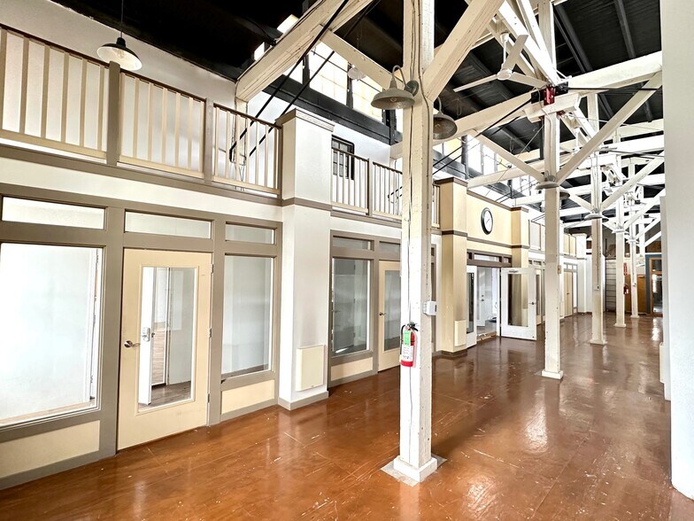 More Photos Of 2727-2731 S Jefferson Ave, Saint Louis Warehouse For Lease