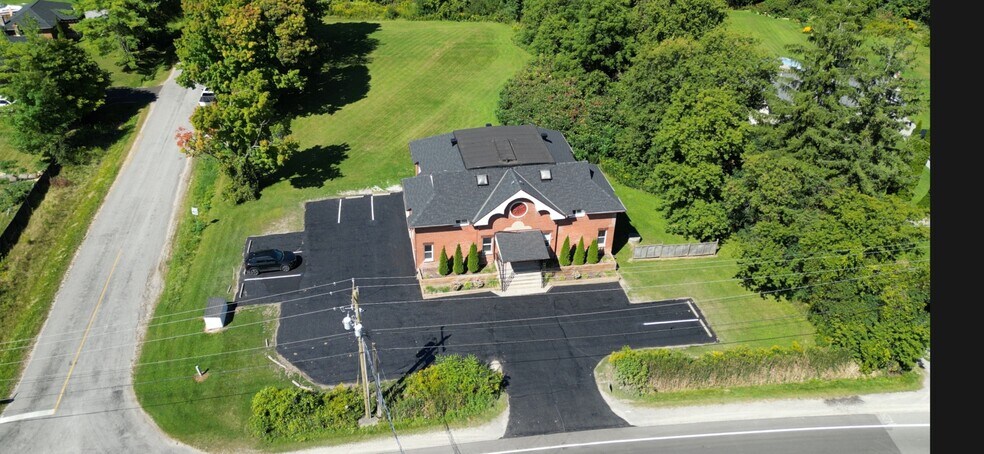 Primary Photo Of 320 Pefferlaw Rd, Georgina Apartments For Sale