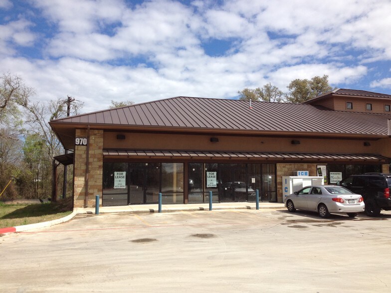 More Photos Of 970 FM 967, Buda Convenience Store For Lease