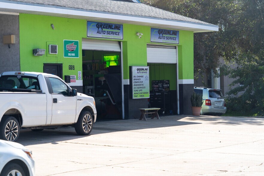 More Photos Of 665 S Babcock St, Melbourne Auto Repair For Sale