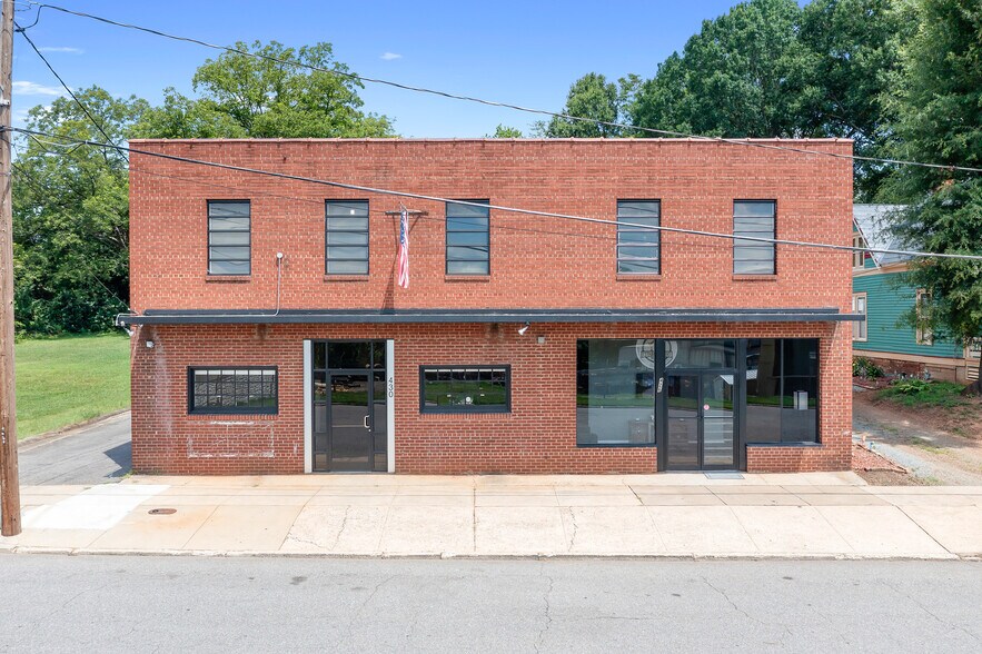 More Photos Of 426-430 Western Ave, Statesville Freestanding For Lease