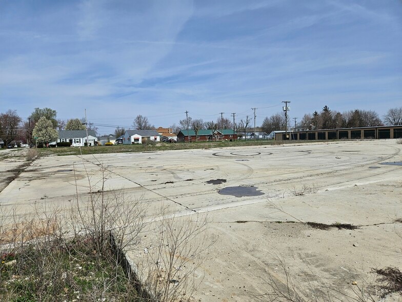 More Photos Of 501 S A St, Elwood Land For Sale