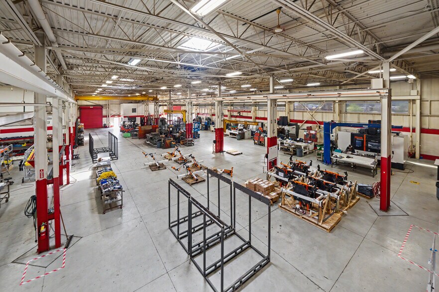 More Photos Of 51214 Industrial Dr, Macomb Warehouse For Sale