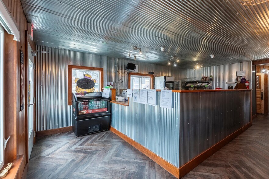 More Photos Of 621 S 13th St, Tekamah Restaurant For Sale