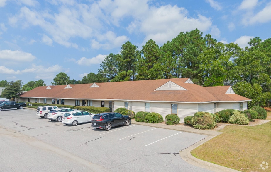 Primary Photo Of 5841-5851 Ramsey St, Fayetteville Office Residential For Lease