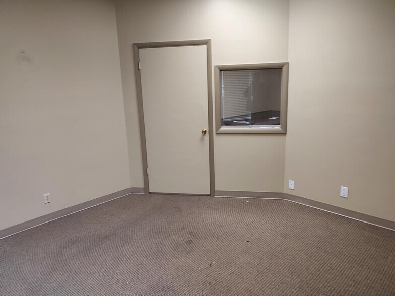More Photos Of 2427 Jefferson Ave, Ogden Apartments For Lease