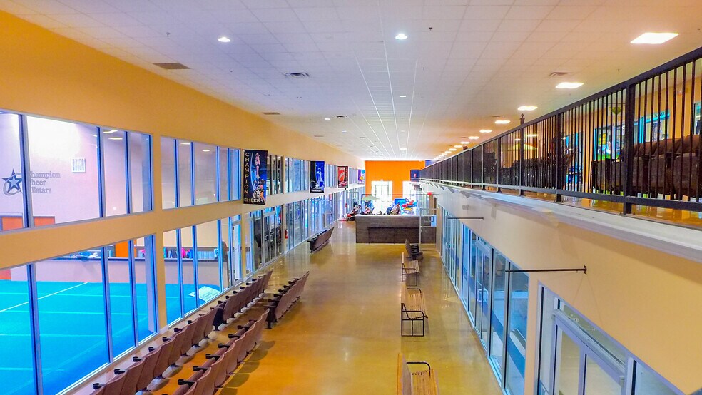 More Photos Of 280 Commerce St, Southlake Office For Sale