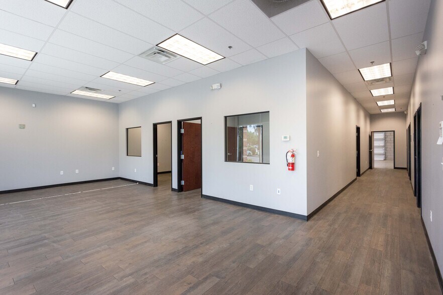 More Photos Of 1940 W Elliot Rd, Gilbert Food Processing For Lease