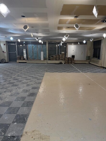 More Photos Of 620 Ella T Grasso Blvd, New Haven Manufacturing For Lease