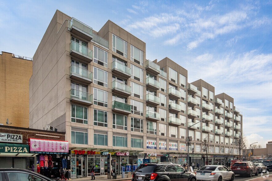 More Photos Of 86-55 Broadway, Elmhurst Apartments For Lease