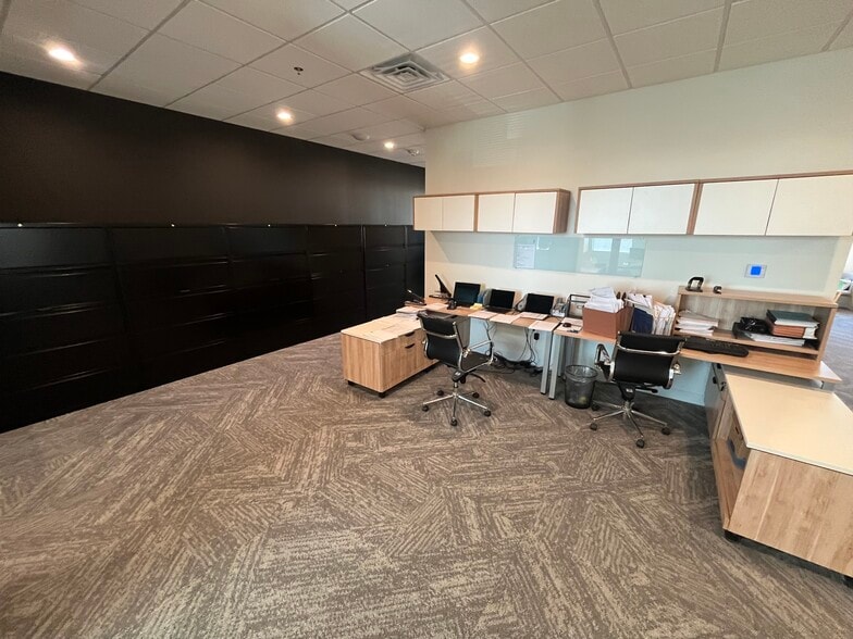 More Photos Of 4317 Marsh Ridge, Carrollton Showroom For Sale