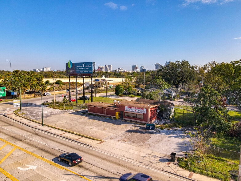 More Photos Of 707 S Orange Blossom Trl, Orlando Storefront For Sale