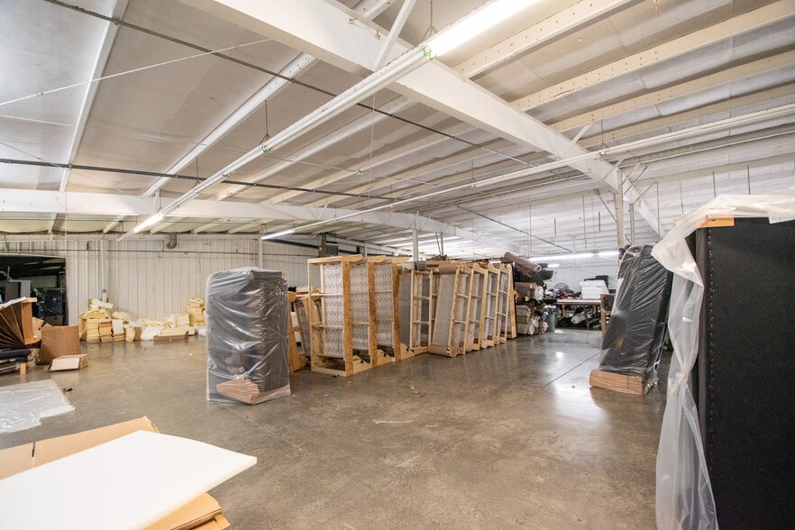 More Photos Of 248 W Franklinville St, Staley Manufacturing For Sale