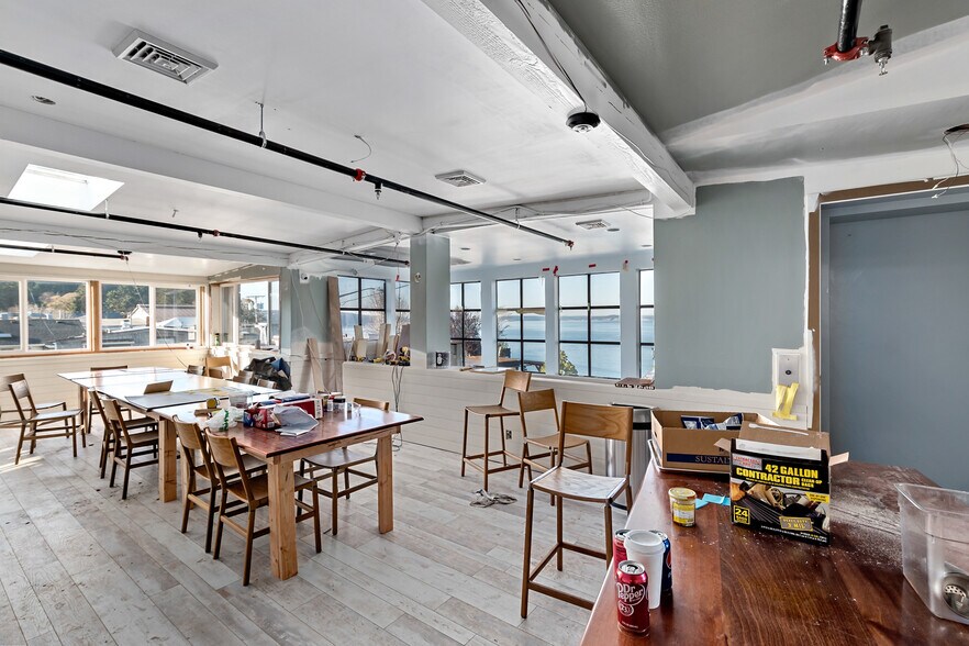 More Photos Of 105 1st St, Langley Storefront Retail Residential For Sale