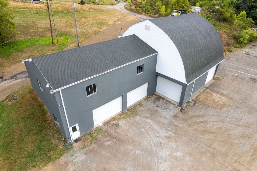 Primary Photo Of 797 Carlton Dr, Bentleyville Warehouse For Lease