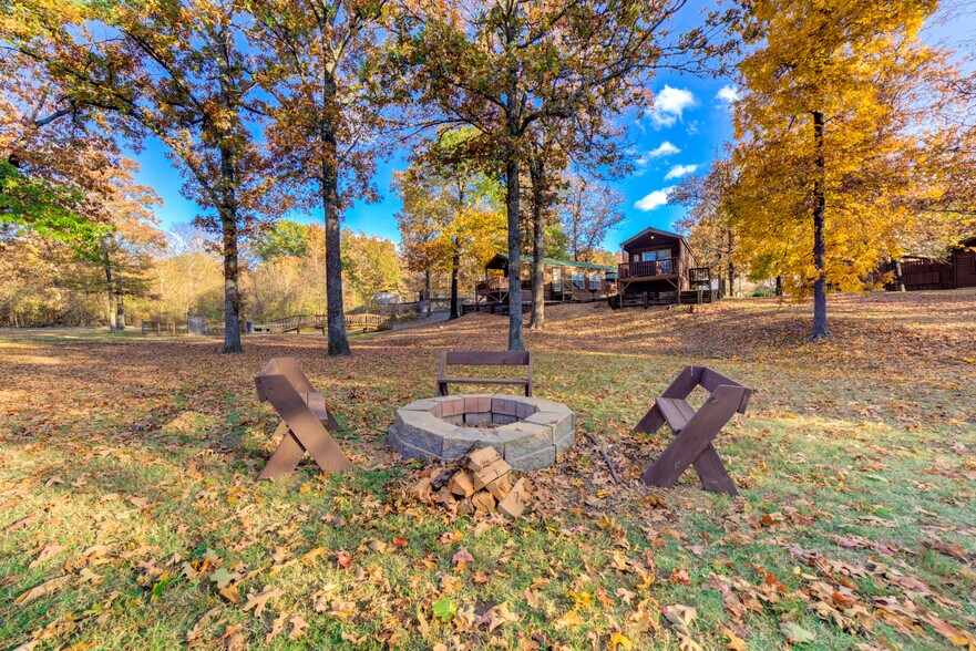 More Photos Of 446724 E 390 Rd, Langley Hotel For Sale