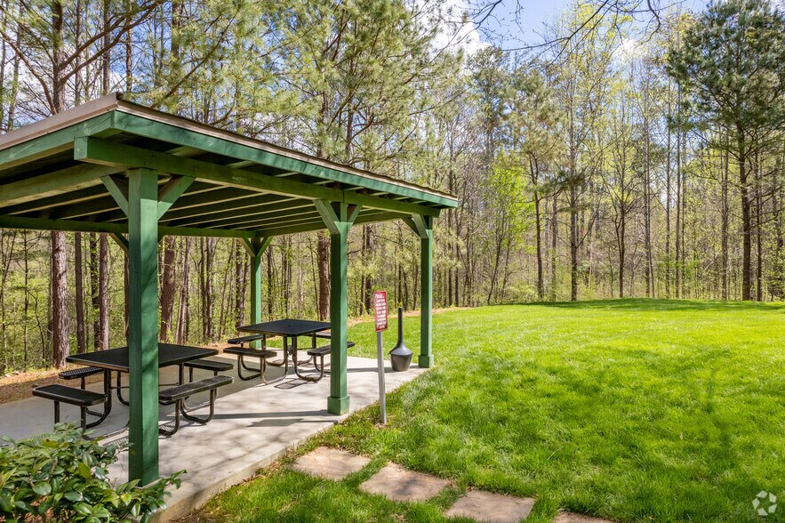 More Photos Of 1225 Old Alpharetta Rd, Alpharetta Distribution For Lease
