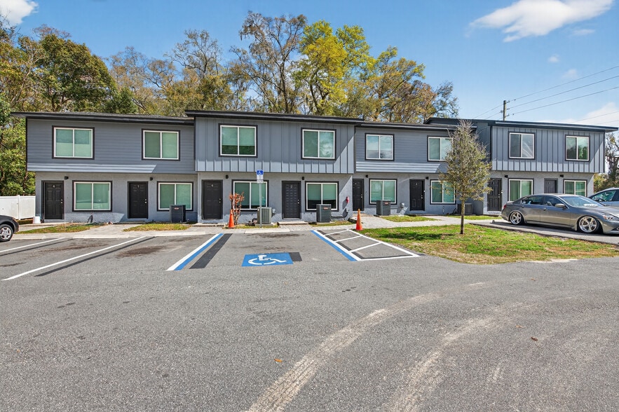Primary Photo Of 3041 SW 20th St, Ocala Apartments For Sale