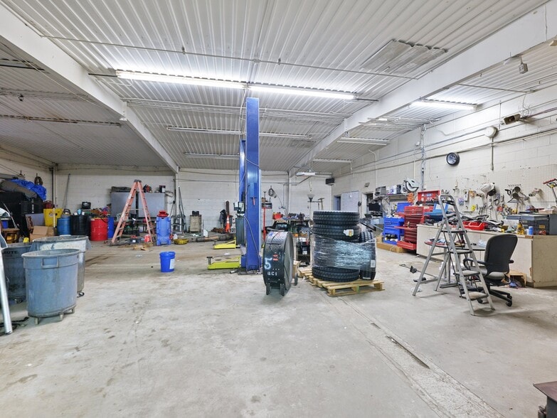 More Photos Of 2567 Athens Hwy, Gainesville Warehouse For Sale