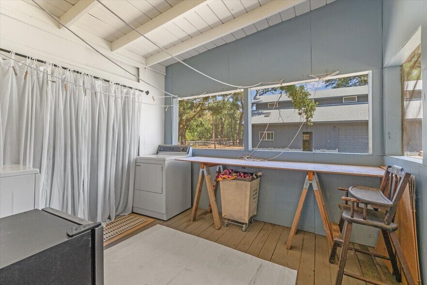 More Photos Of 5647 Highway 128, Geyserville Multifamily For Sale