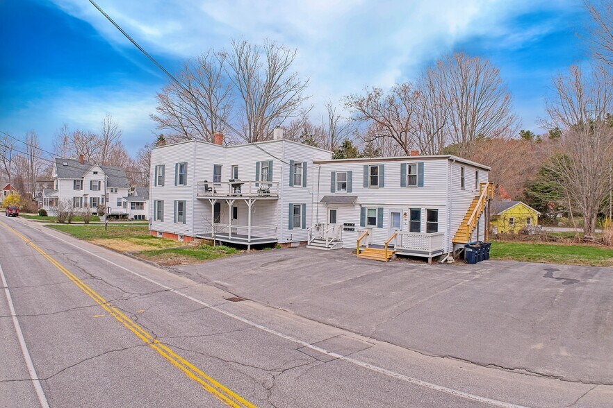 More Photos Of 15 South St, Freeport Apartments For Sale