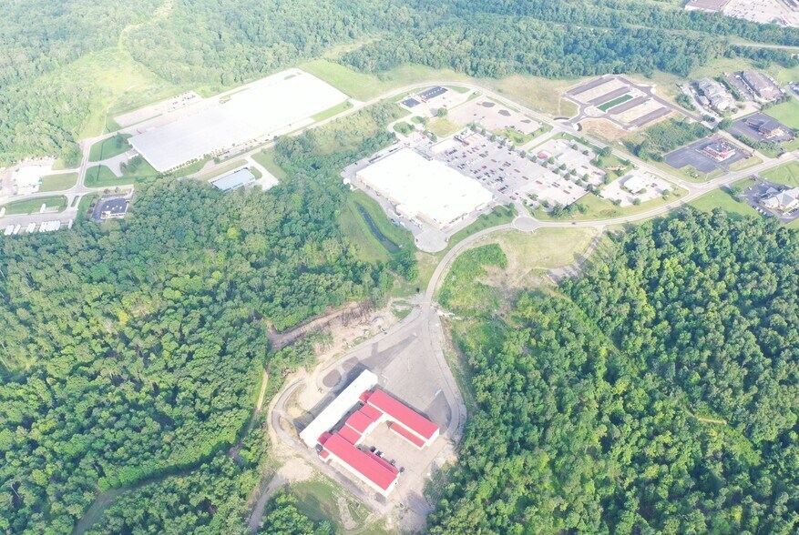 More Photos Of 401 Three Springs, Weirton Unknown For Lease