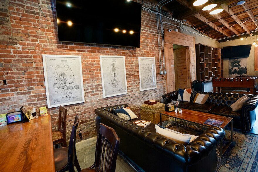 More Photos Of 137 S Madison Ave, Greenwood Storefront For Sale