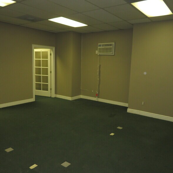More Photos Of 17026-17030 E Cypress St, Covina Medical For Lease