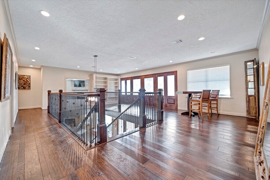 More Photos Of 5607 Sapp Rd, Conroe Lodge Meeting Hall For Sale