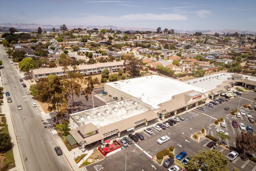 More Photos Of 1404-1460 E Grand Ave, Arroyo Grande Storefront For Sale
