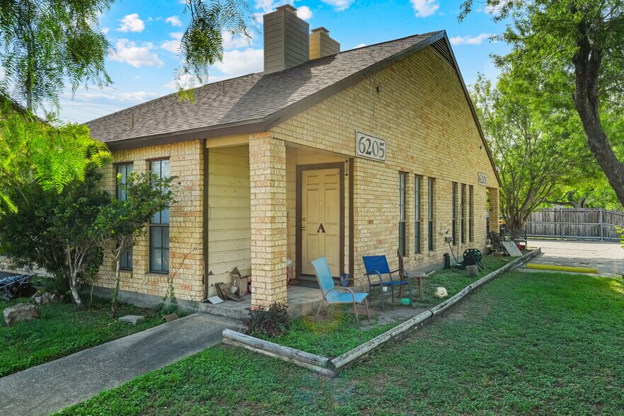 More Photos Of 6205 Wilderock Dr, Corpus Christi Multifamily For Sale