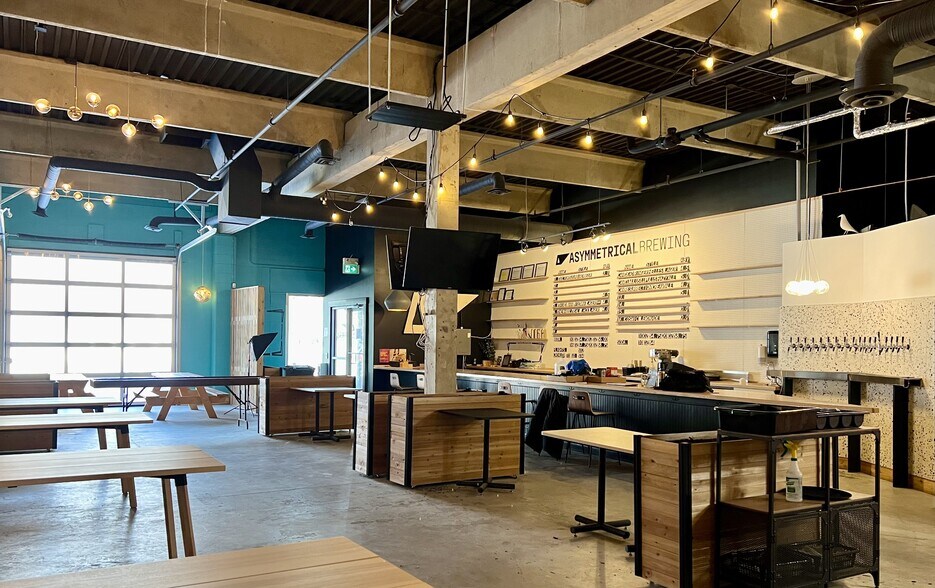 More Photos Of 11817 105th Ave, Edmonton Restaurant For Lease