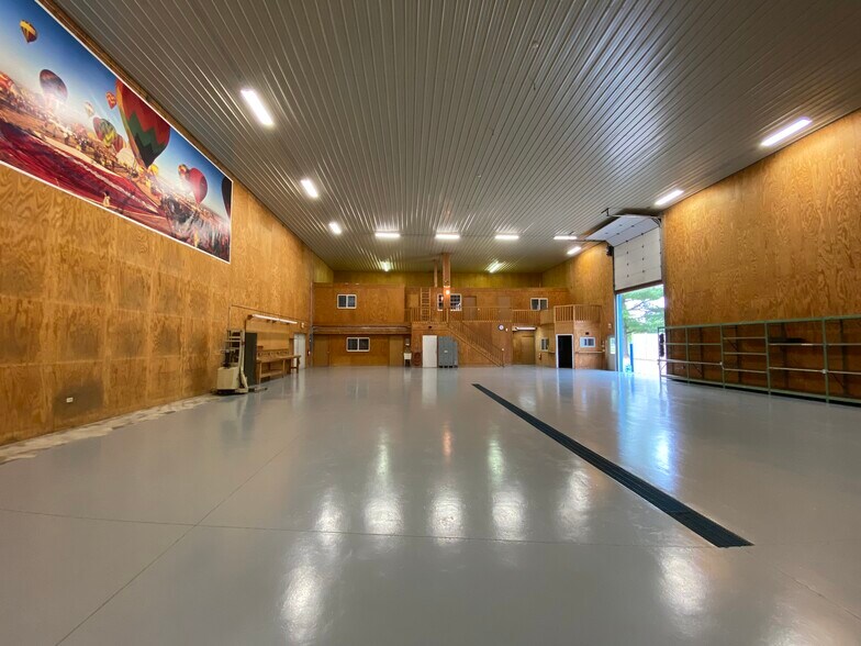 More Photos Of 17320 S Delia Ave, Plainfield Service For Lease