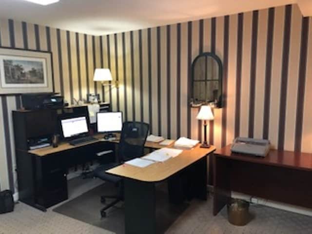 More Photos Of 567 Vauxhall St, Waterford Medical For Sale