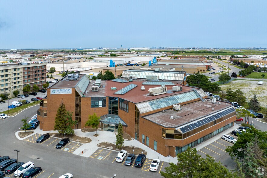 More Photos Of 1550 Enterprise Rd, Mississauga Office For Sale