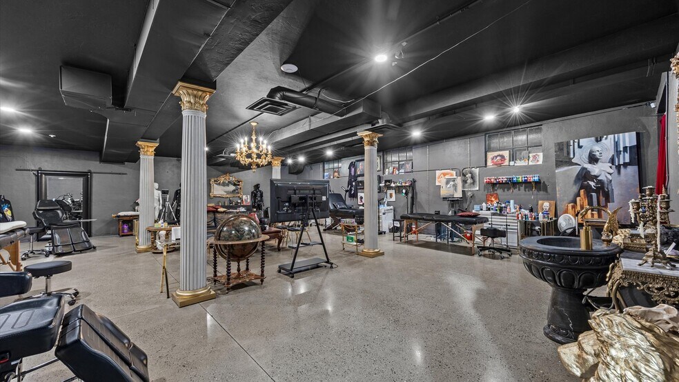 More Photos Of 535 N 7th St, Grand Junction General Retail For Sale